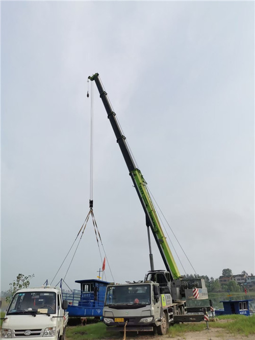 博湖县桥梁建设吊装案例